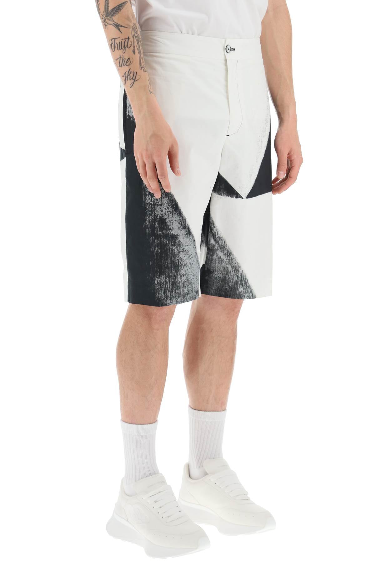 Alexander Mcqueen Brushstroke Shorts   White