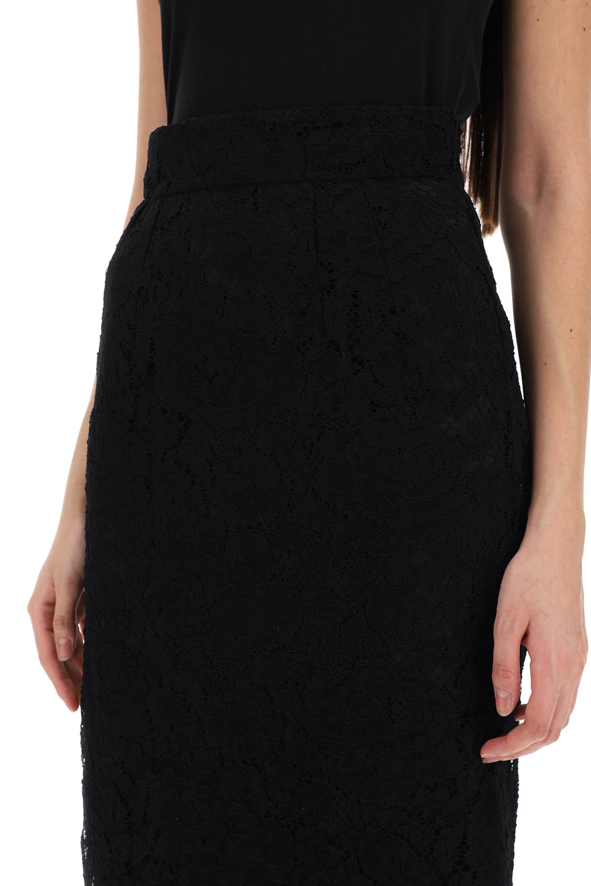 Dolce & Gabbana Lace Pencil Skirt With Tube Silhouette   Black