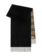 Burberry Scarfs Black