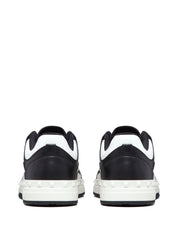 Valentino Garavani Sneakers Black